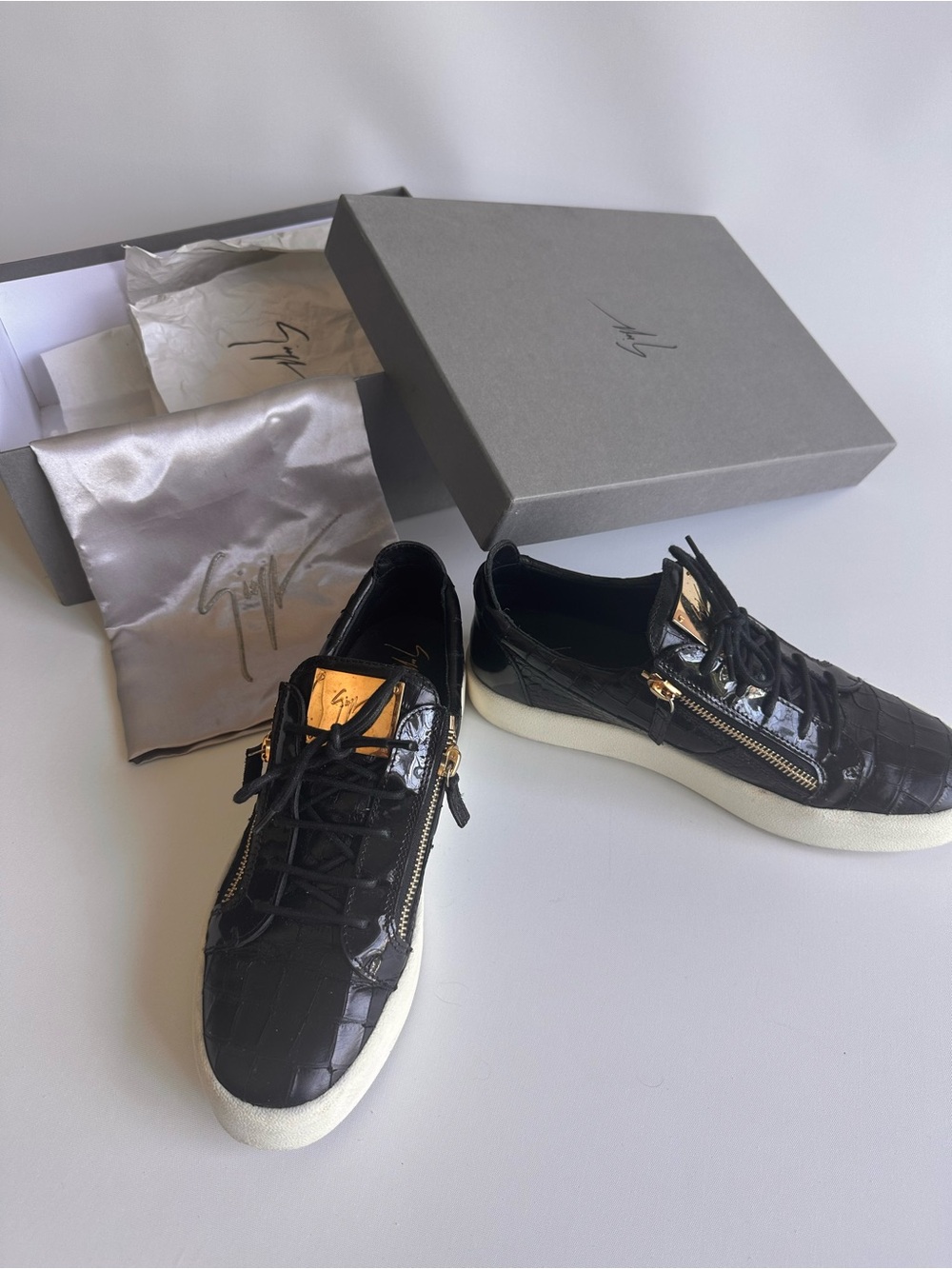 Giuseppe Zanotti Black Croc-Embossed Leather Sneakers with Gold Accents size 11